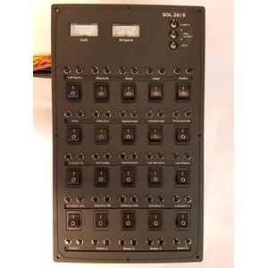Sikringsskap SOL 12V 20br 2polt V/A + 5 kurser fast
